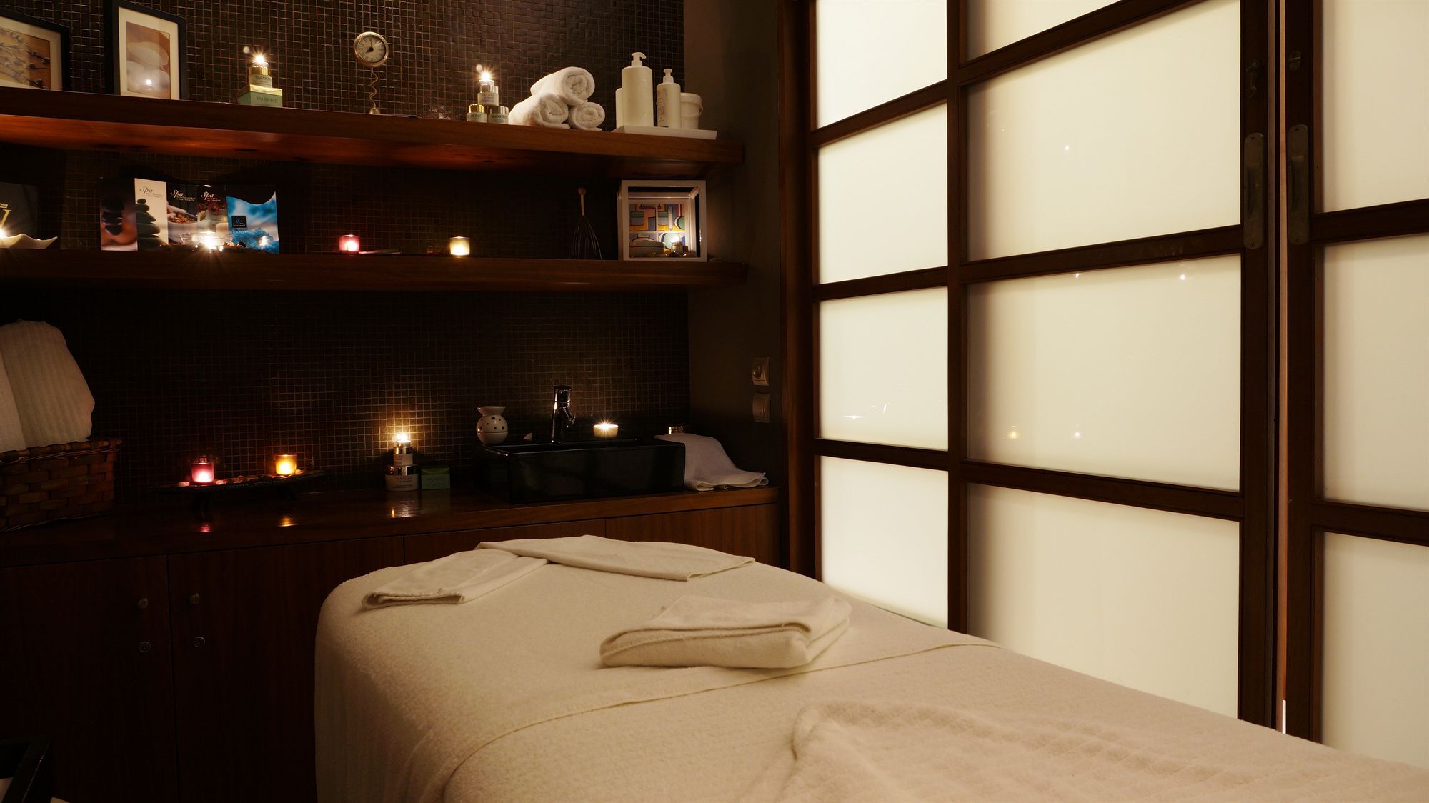 Alexander Beach Hotel & Spa Alexandrupoli Exteriér fotografie A treatment room at a spa